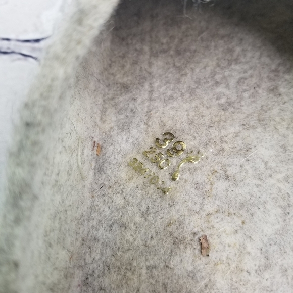 Birkenstock Zermatt wool shearling slippers clogs in oatmeal sold out htf - Picture 6 of 13